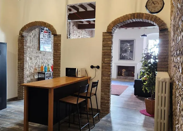 Margot76 Apartman Parma